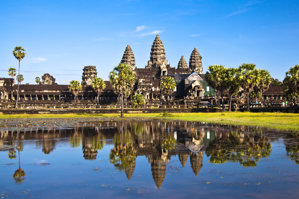 Explore the history and life of the ancient Khmer empire